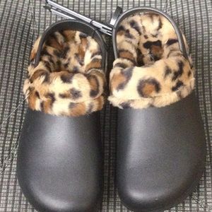 New Comfortable Clogs